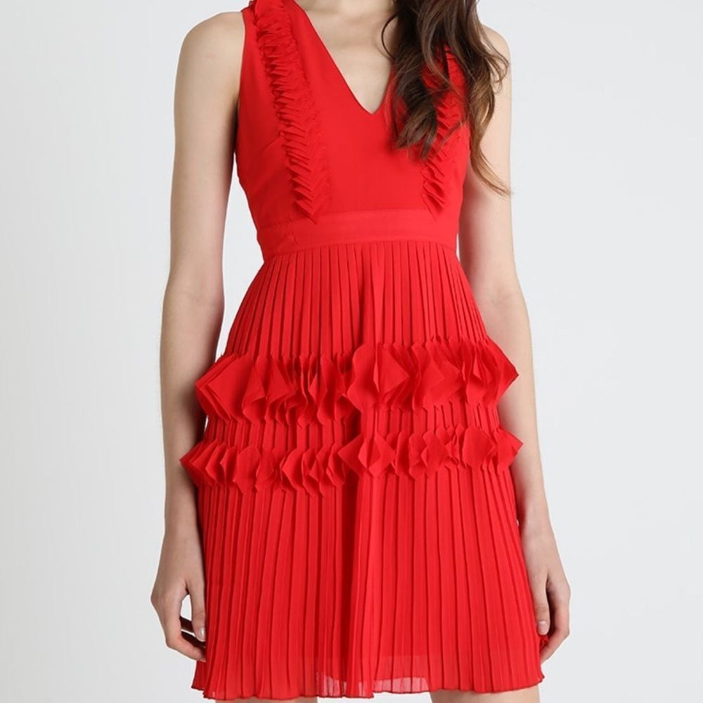 Red Foxie Dox Ruffle Pleated Flounce Sleeveless Dress (NWT)